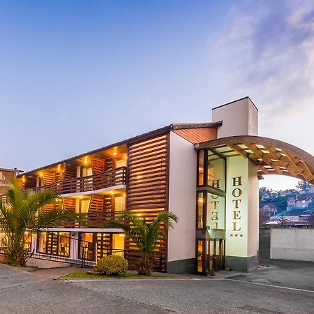 Hotel Germania Puerto Varas Exterior photo